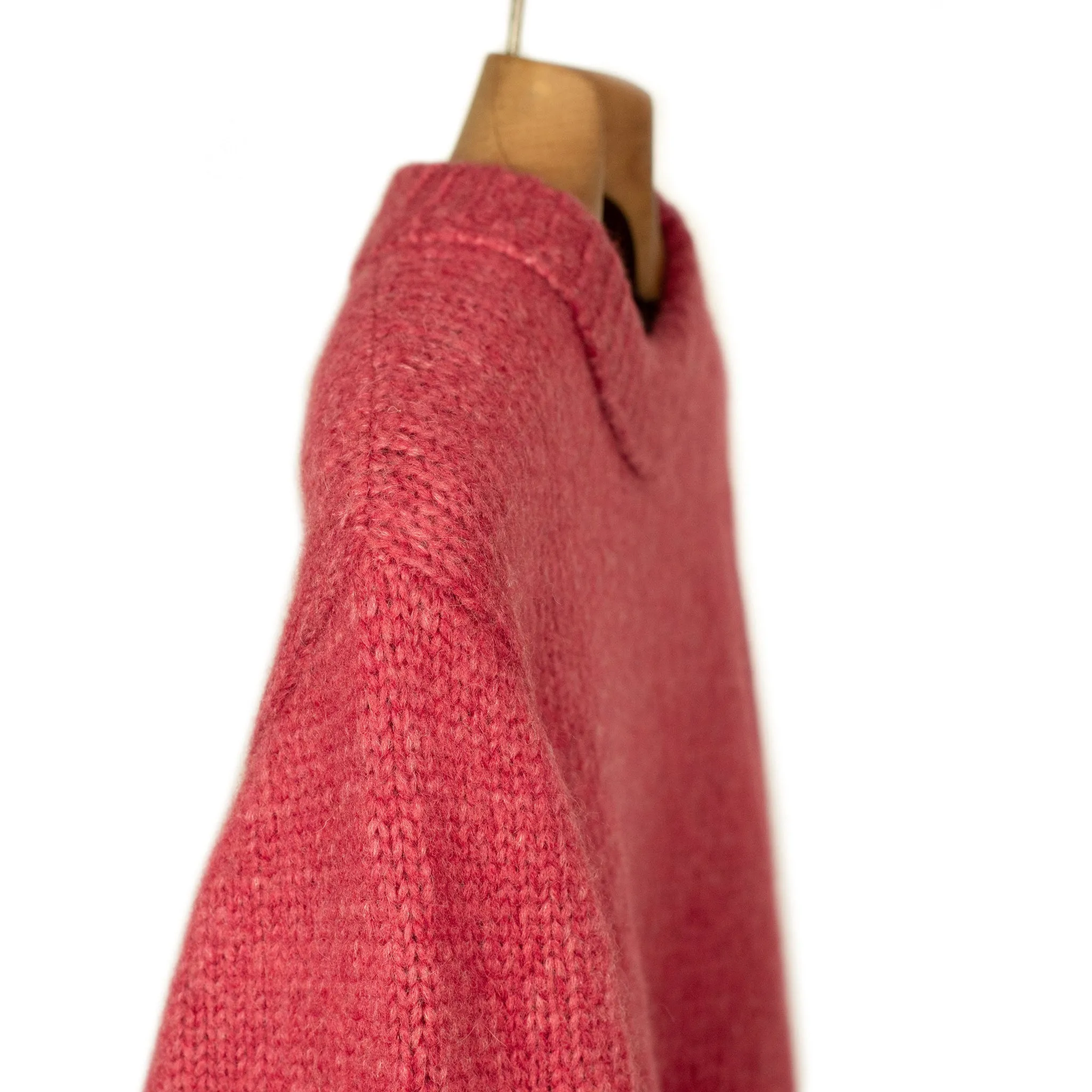 Aappio crewneck sweater in raspberry alpaca wool mix