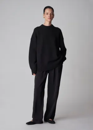 Boyfriend Crew Neck in Wool Cashmere - Black