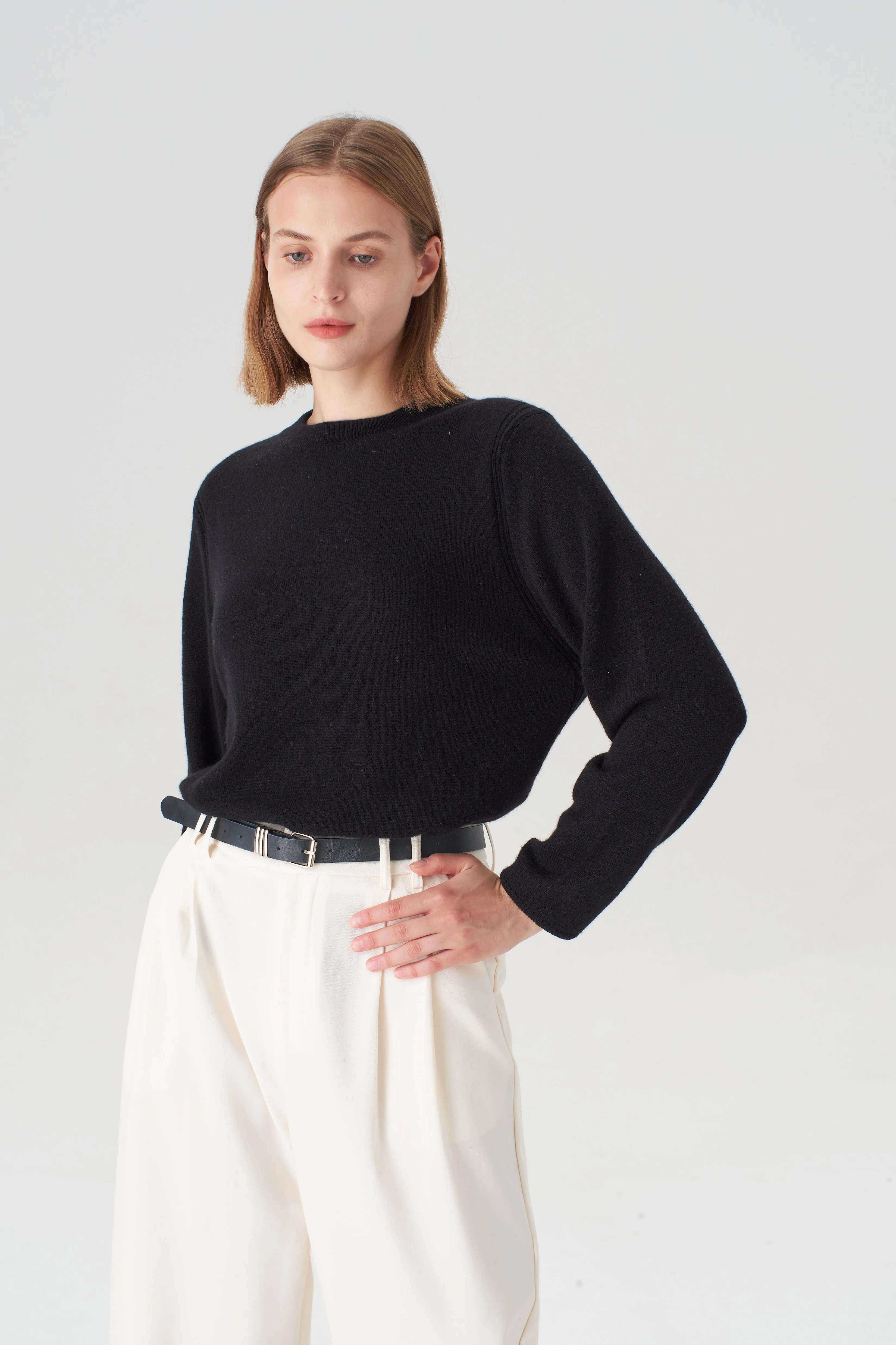 Crewneck Cashmere Sweater - Black