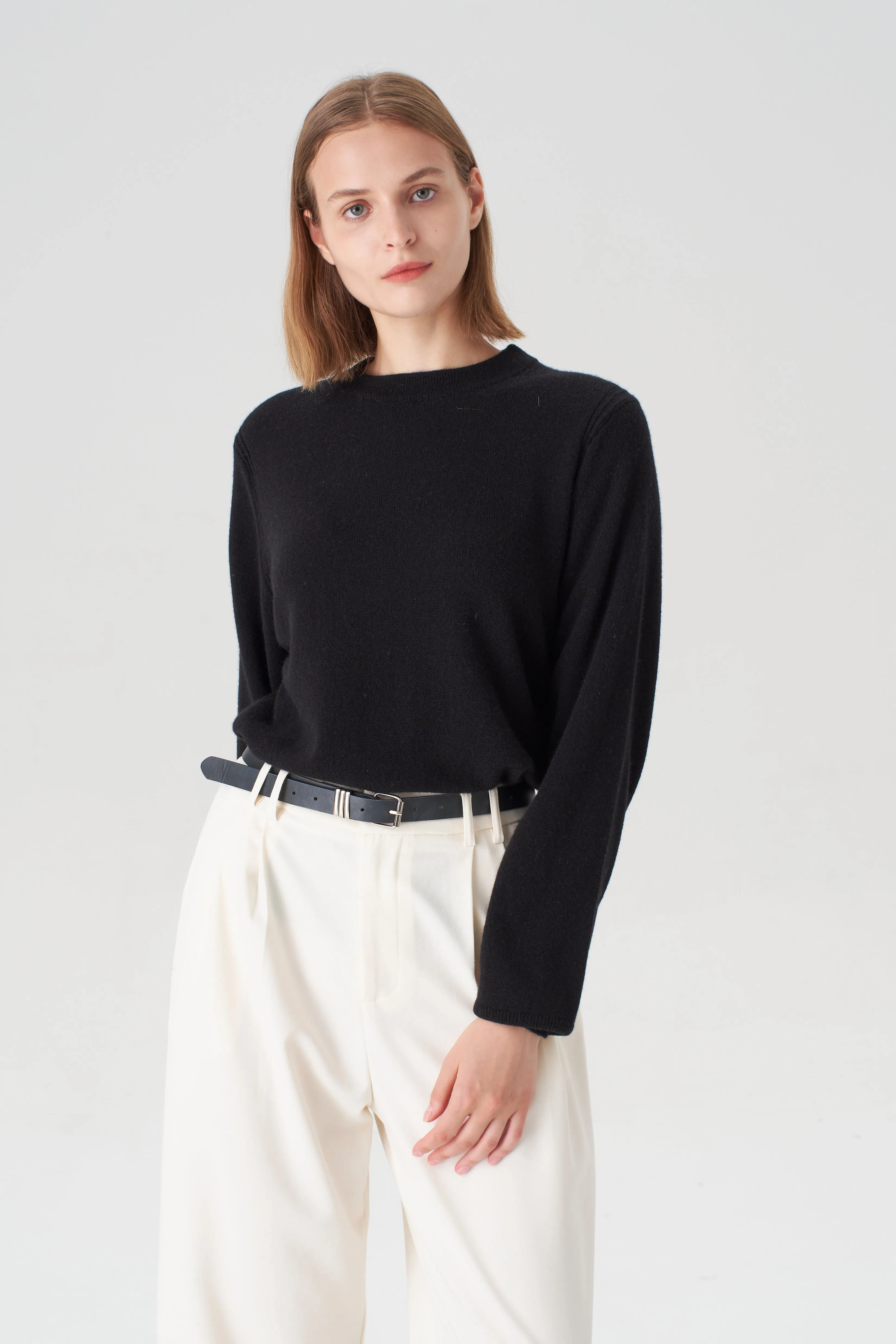 Crewneck Cashmere Sweater - Black