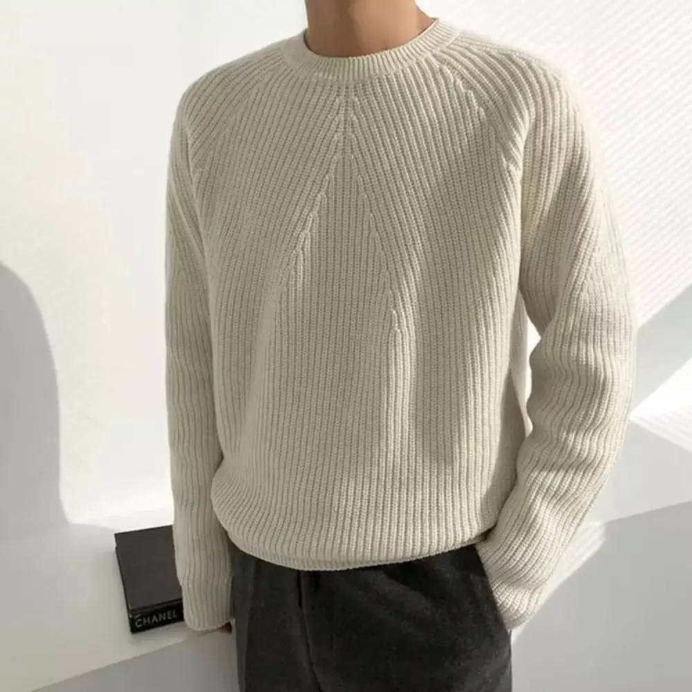 Round Collar Knit Sweater